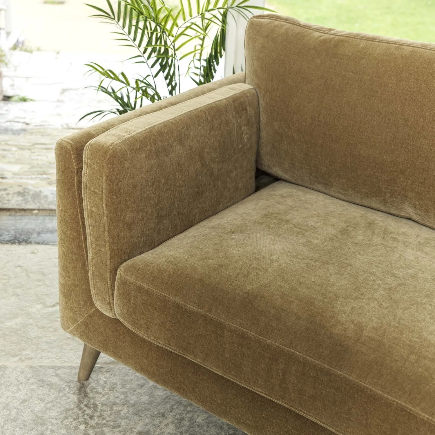The Harris - where luxe comfort meets bold personality. This sofa is a laid-back luxury that brings both elegance and edge to your space. The plush, stylish Harris has soft yet supportive cushioning making it the ultimate go-to when hosting friends or simply stretching out with a book. Wrapped in richly textured velvet, this sofa offers a tactile experience you’ll fall for at first touch. Choose from three curated shades that suit any mood — from warm and welcoming to sleek and sophisticated.
The Harris range is stocked and ready for quick delivery - so you can go from just browsing to just lounging in no time.
As a VIP you can enjoy 25% off your order with code SOFA25 — plus get 0% APR finance so you can bring home The Harris now and pay over time.
